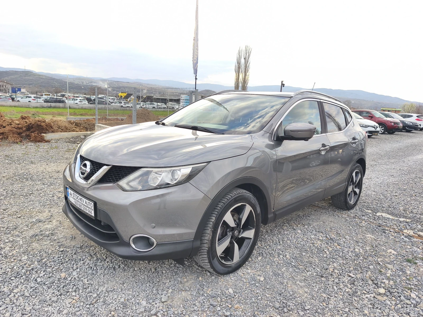 Nissan Qashqai Panorama , снимка 3 - Автомобили и джипове - 53978046