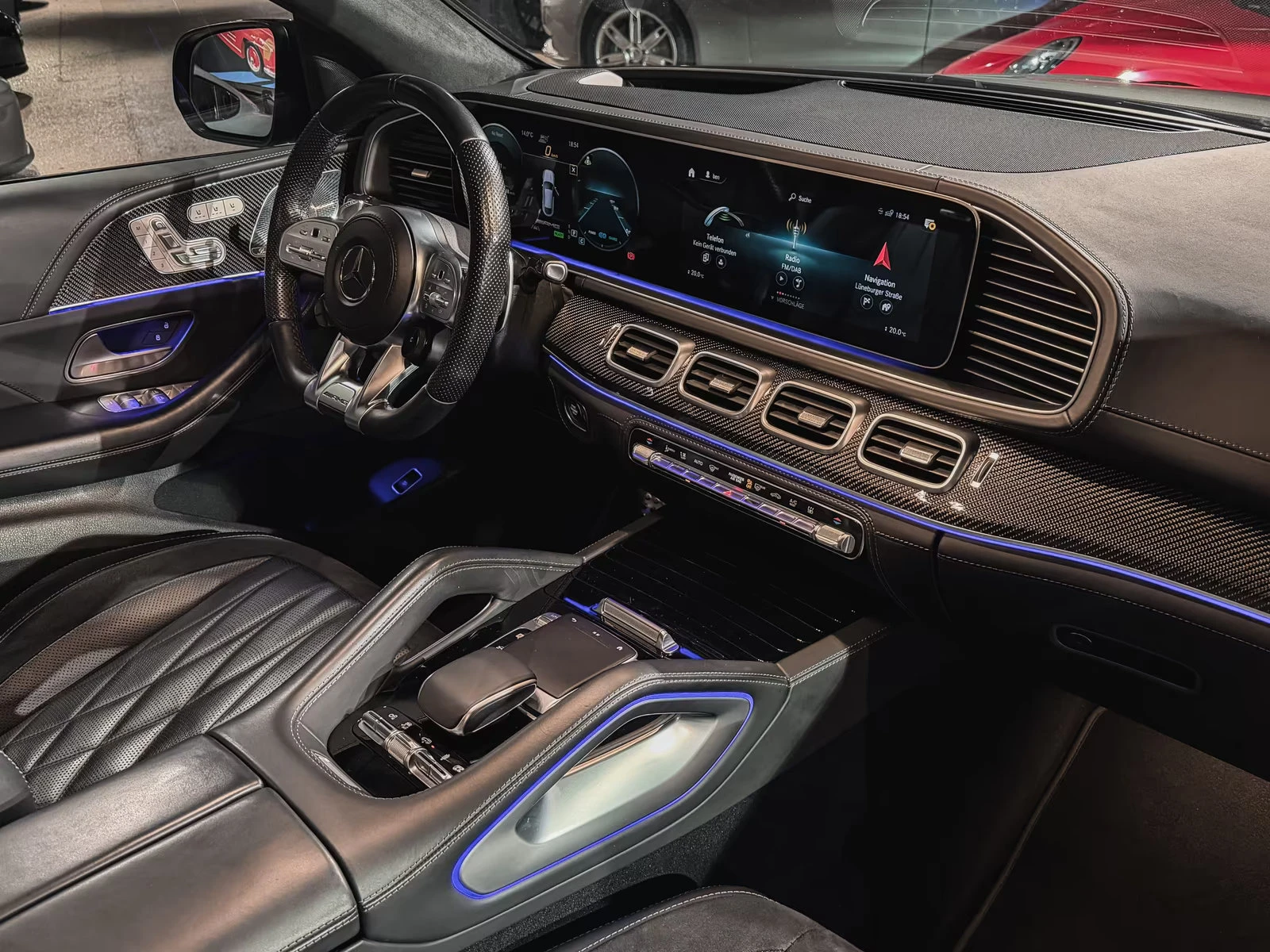 Mercedes-Benz GLE 63 S AMG 4M/COUPE/612HP/PANO/360/HUD/CARBON/508z, снимка 7 - Автомобили и джипове - 55118641
