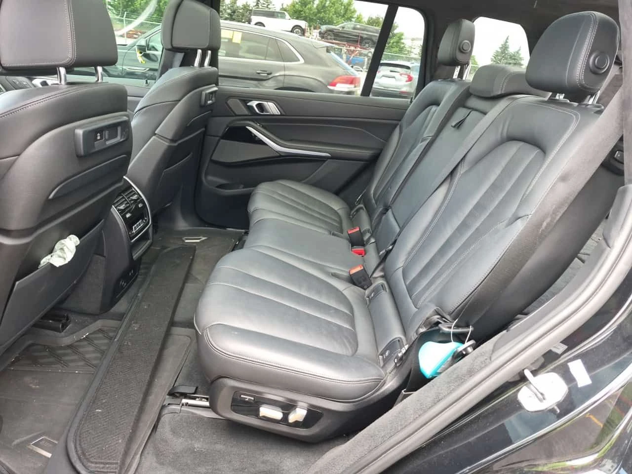 BMW X7 * XDRIVE40I * CARFAX * ЦЕНА ДО БГ, снимка 12 - Автомобили и джипове - 55383065