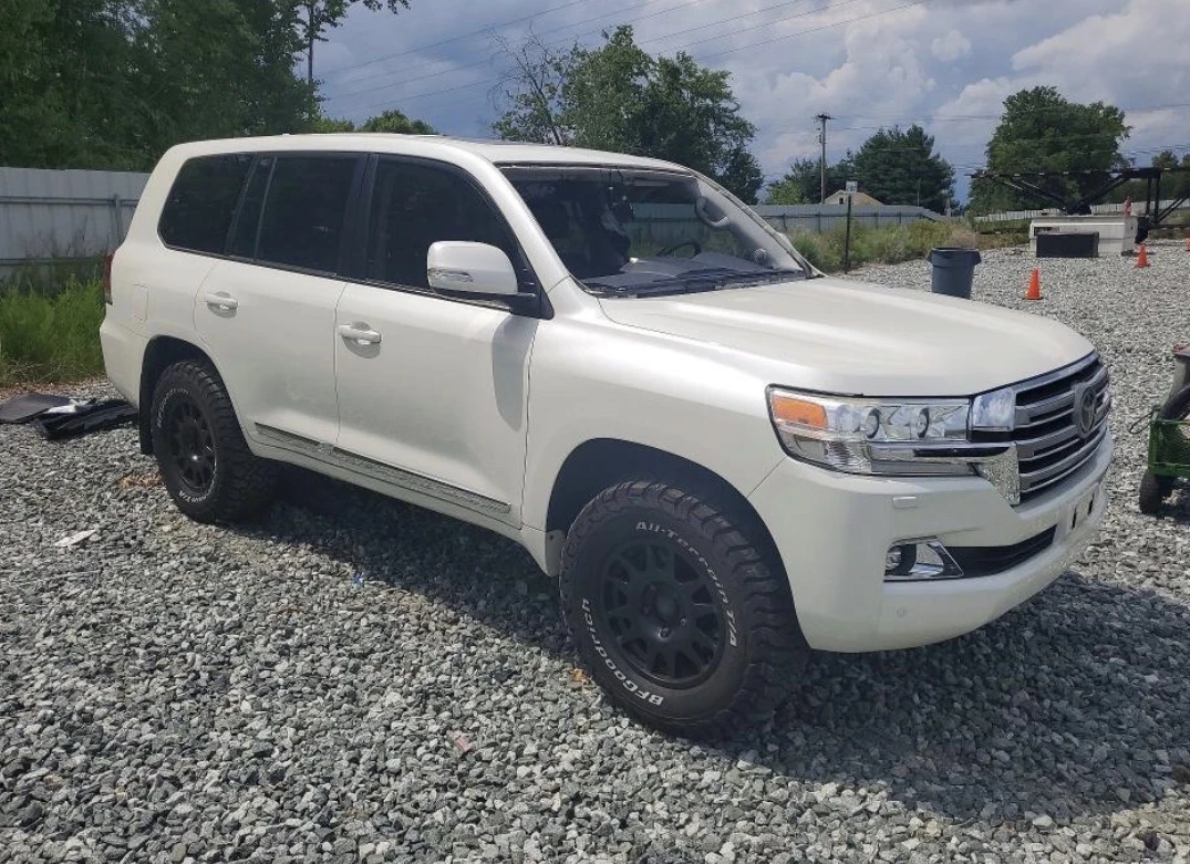 Toyota Land cruiser 5.7 V8 * FACELIFT * CARFAX * RUN&DRIVE * , снимка 3 - Автомобили и джипове - 55501229