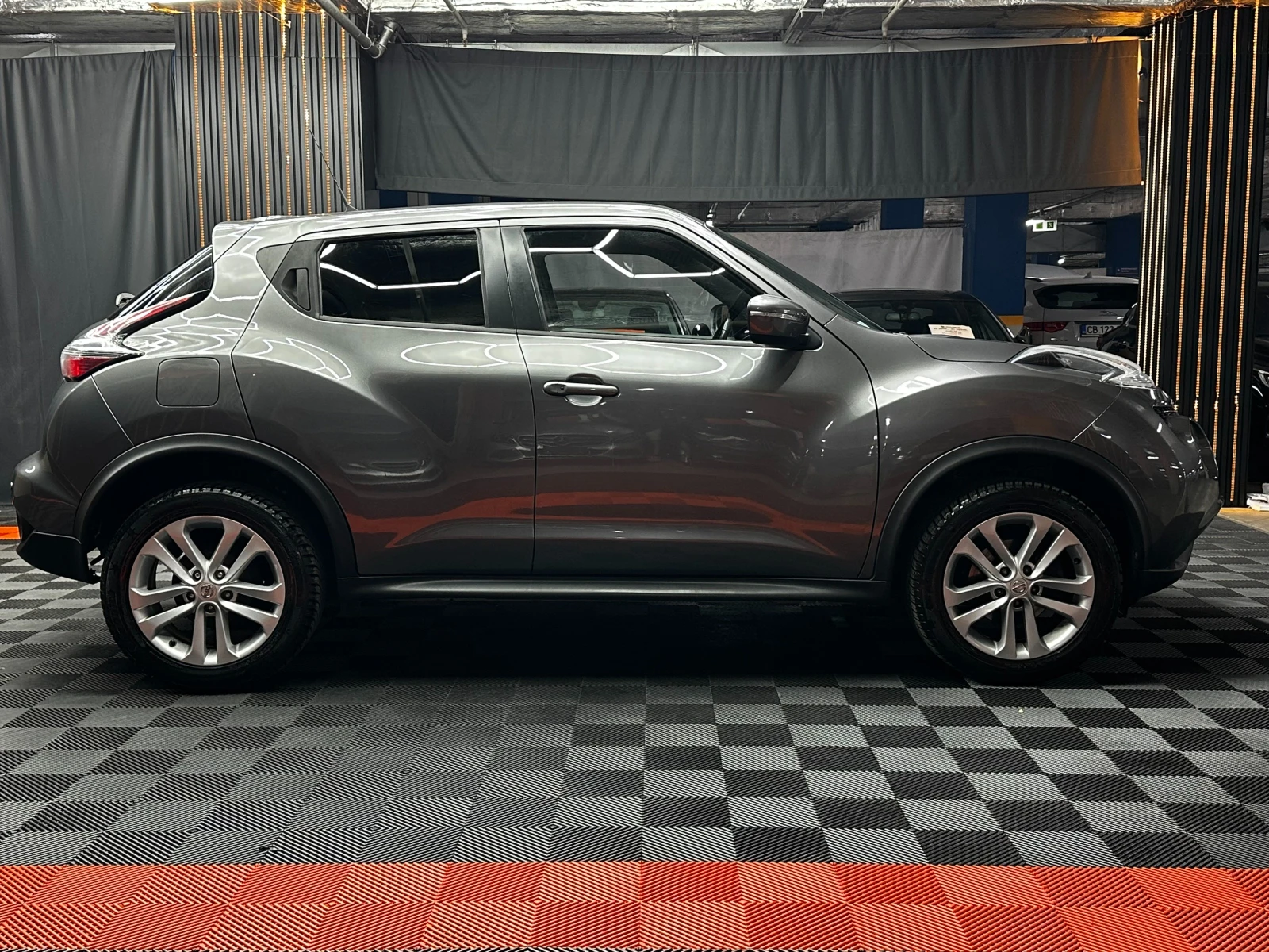 Nissan Juke 1.6i 117 к.с., снимка 7 - Автомобили и джипове - 55582638