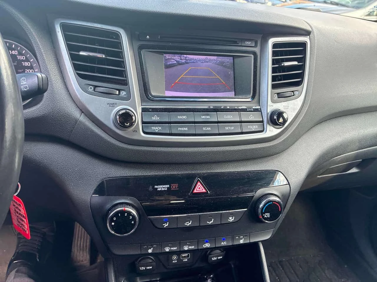 Hyundai Tucson * Premium* АВТОКРЕДИТ БЕЗ ПЪРВОНАЧАЛНА ВНОСКА* , снимка 9 - Автомобили и джипове - 55674327
