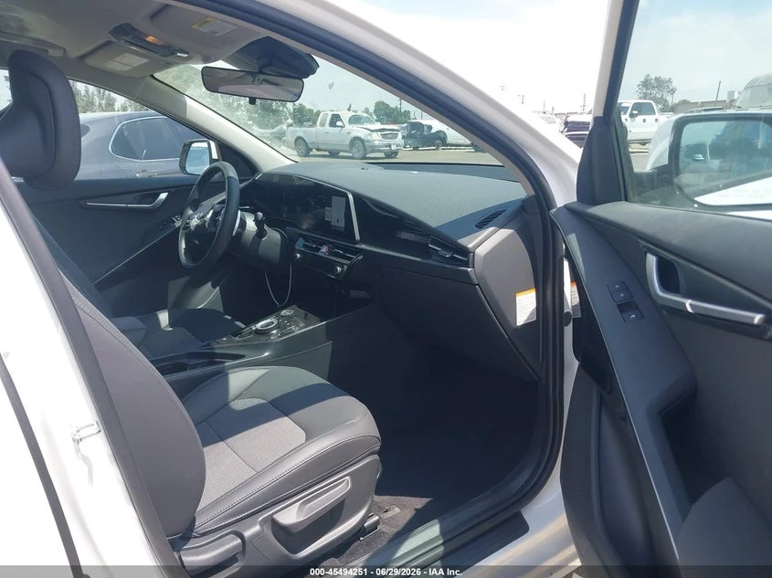 Kia Niro 2026 KIA NIRO EV WIND, снимка 11 - Автомобили и джипове - 56745156