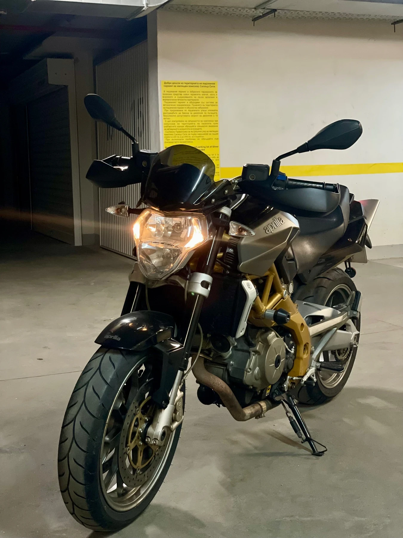 Aprilia Shiver 750 | ИТАЛИАНСКИ V-TWIN | СПОРТЕН NAKED