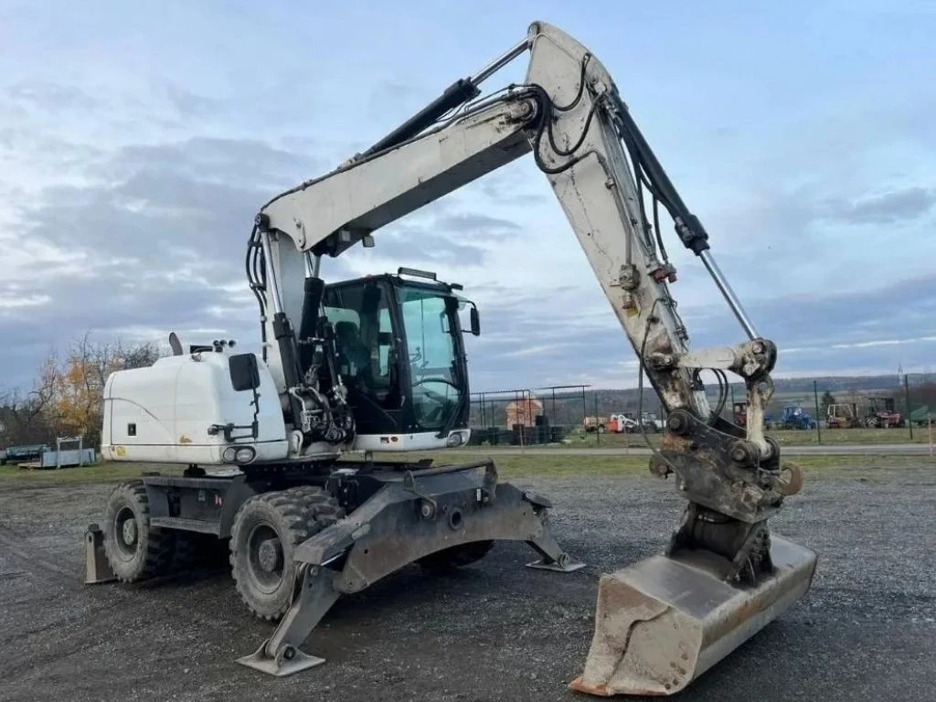 Багер Cat M313 D | Auto.bg — изображение 1