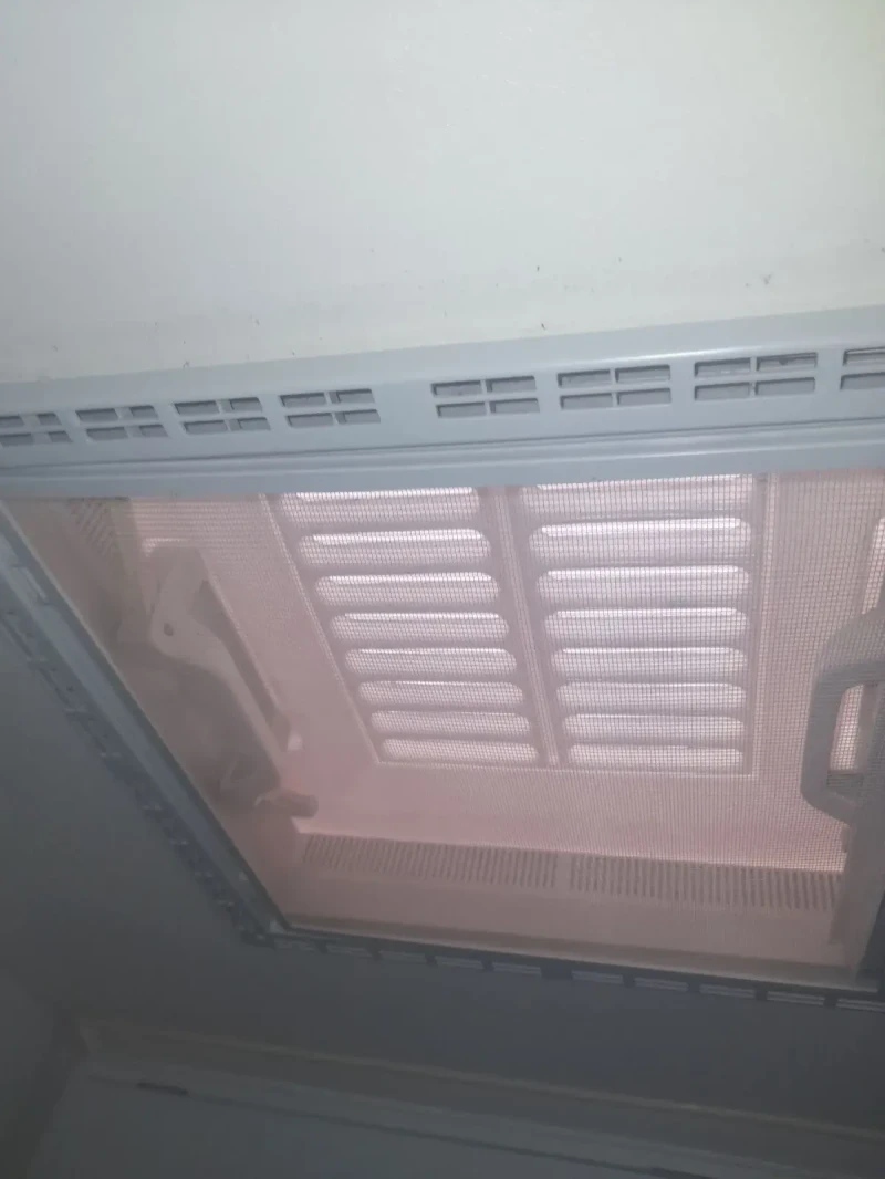 Каравана Beyerland 380, снимка 12 - Каравани и кемпери - 53565509