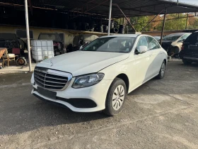 Mercedes-Benz E 200, снимка 1