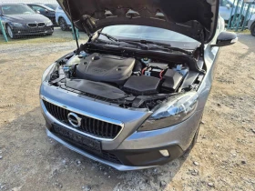 Volvo V40 Cross Country 2.0d Автомат, снимка 15