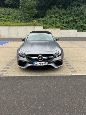  Mercedes-Benz E 63 A...