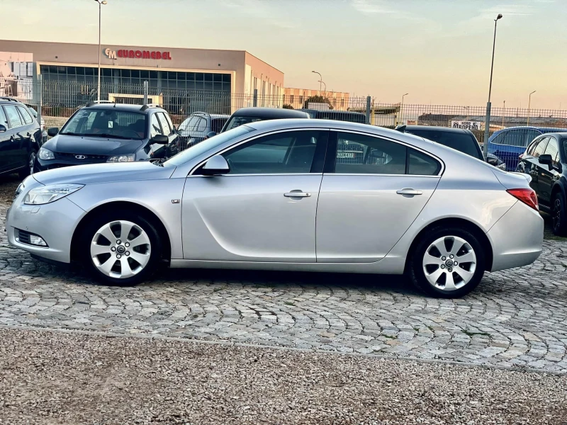 Opel Insignia 1.4 6-скорости, снимка 2 - Автомобили и джипове - 48014653