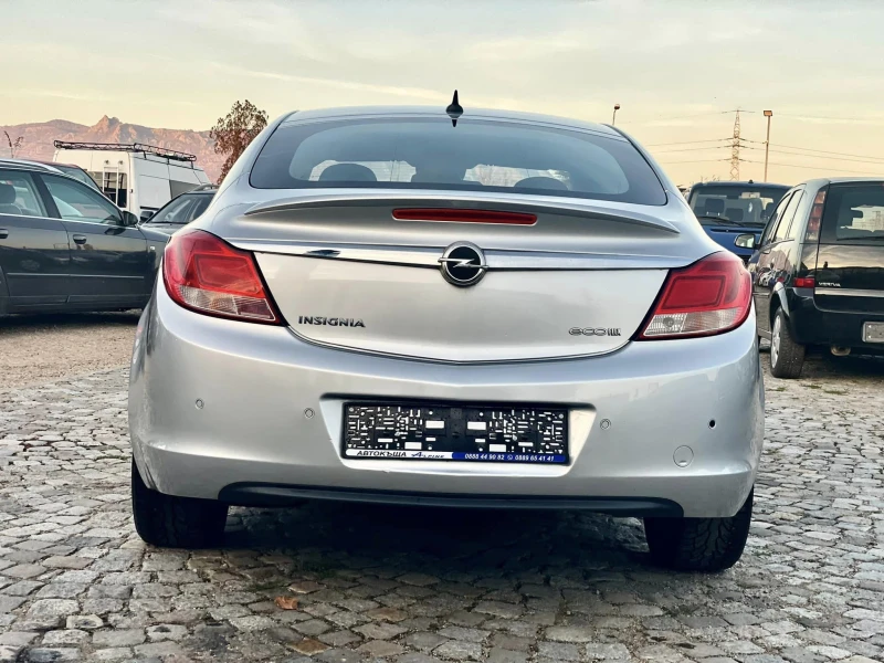 Opel Insignia 1.4 6-скорости, снимка 4 - Автомобили и джипове - 48014653