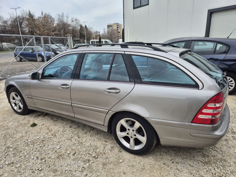 Mercedes-Benz C 230 Kompressor Бензин/ГАЗ, снимка 7 - Автомобили и джипове - 49503455