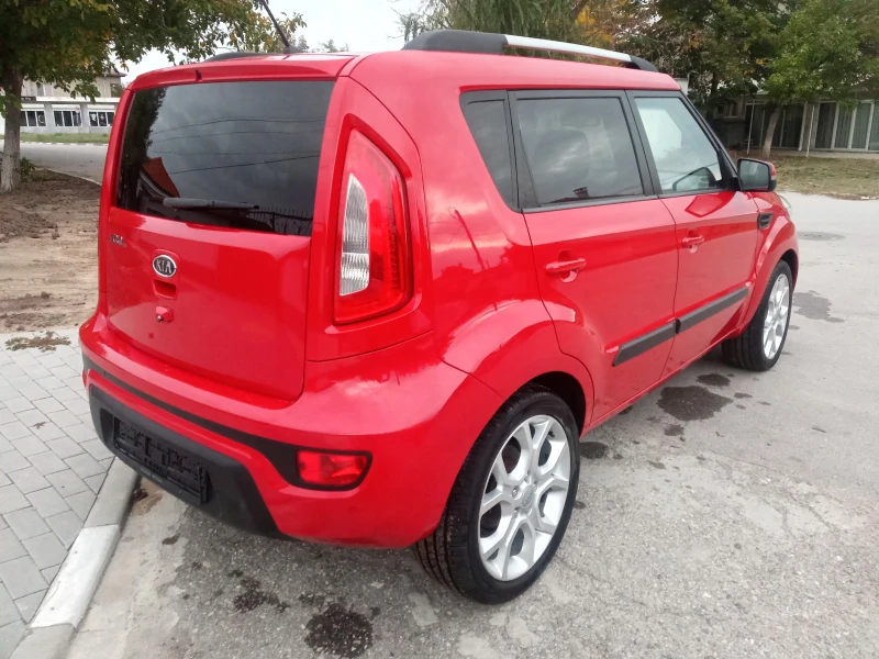 Kia Soul 1.6i 140ch SPIRIT, снимка 5 - Автомобили и джипове - 52565911