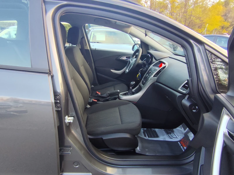 Opel Astra 1.7CDTi* KLIMA* EURO5A* , снимка 11 - Автомобили и джипове - 52379462