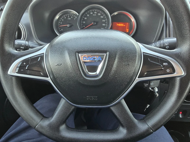 Dacia Sandero 1.0I-74K.C-EURO6B-FACE, снимка 17 - Автомобили и джипове - 52403539