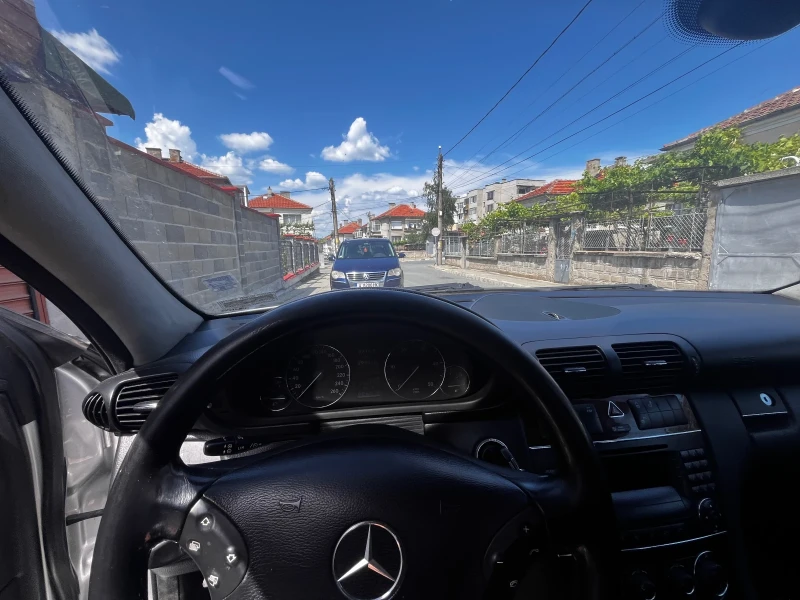 Mercedes-Benz C 270, снимка 3 - Автомобили и джипове - 52728829