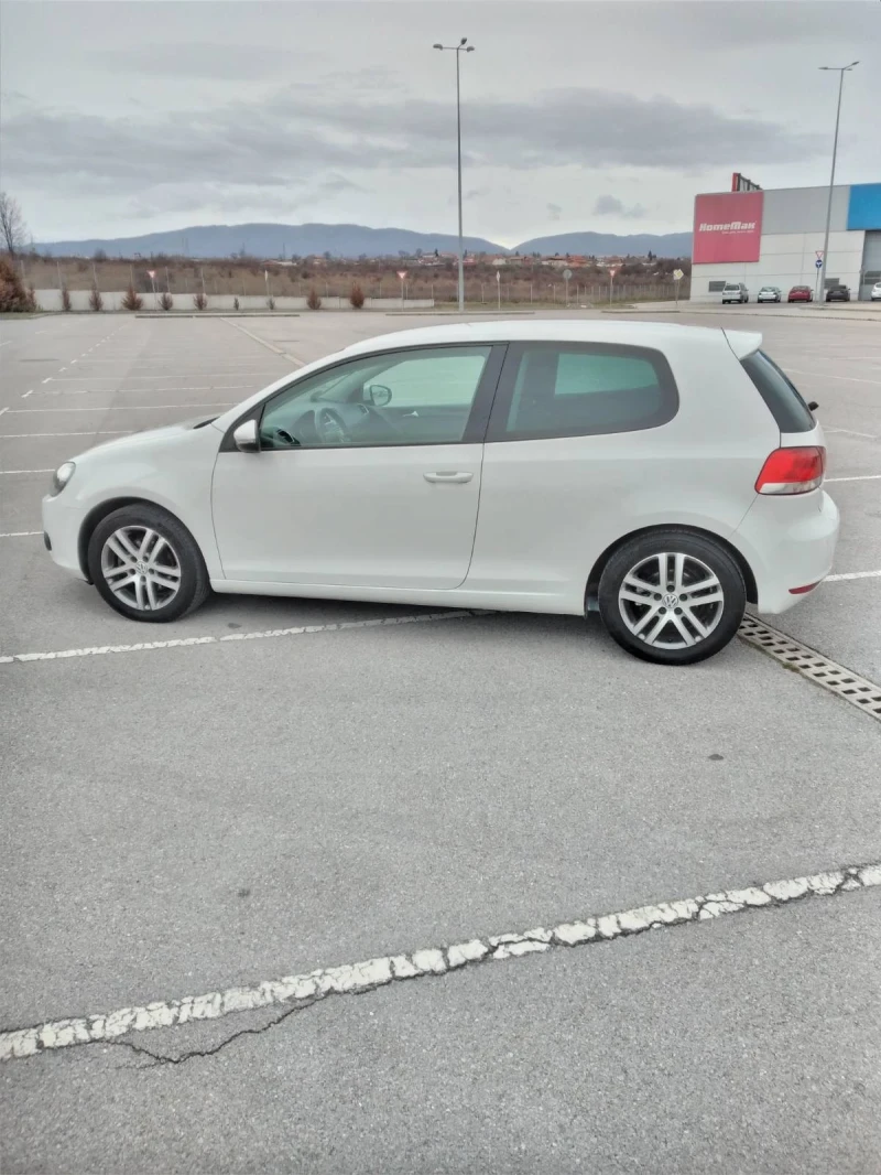 VW Golf 1.6 бензин 102к.с., снимка 12 - Автомобили и джипове - 52989574