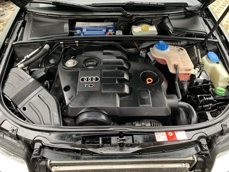 Audi A4 1.9TDI УНИКАТ, снимка 11 - Автомобили и джипове - 53431047