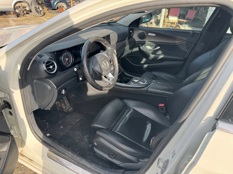 Mercedes-Benz E 200, снимка 7 - Автомобили и джипове - 53468342