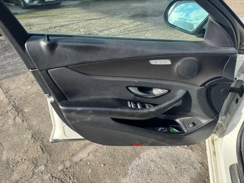Mercedes-Benz E 200, снимка 6 - Автомобили и джипове - 53468342