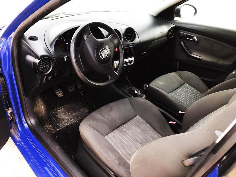 Seat Ibiza 1.2 12v, снимка 4 - Автомобили и джипове - 36536752