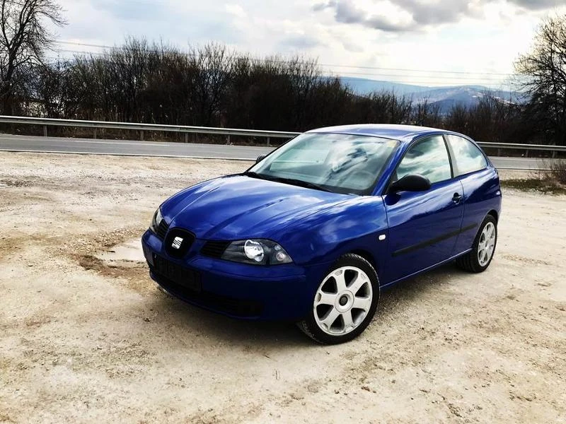 Seat Ibiza 1.2 12v, снимка 1 - Автомобили и джипове - 36536752