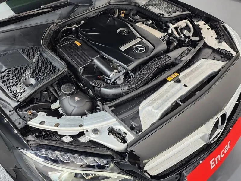 Mercedes-Benz C 200 Avantgarde, снимка 6 - Автомобили и джипове - 55015398