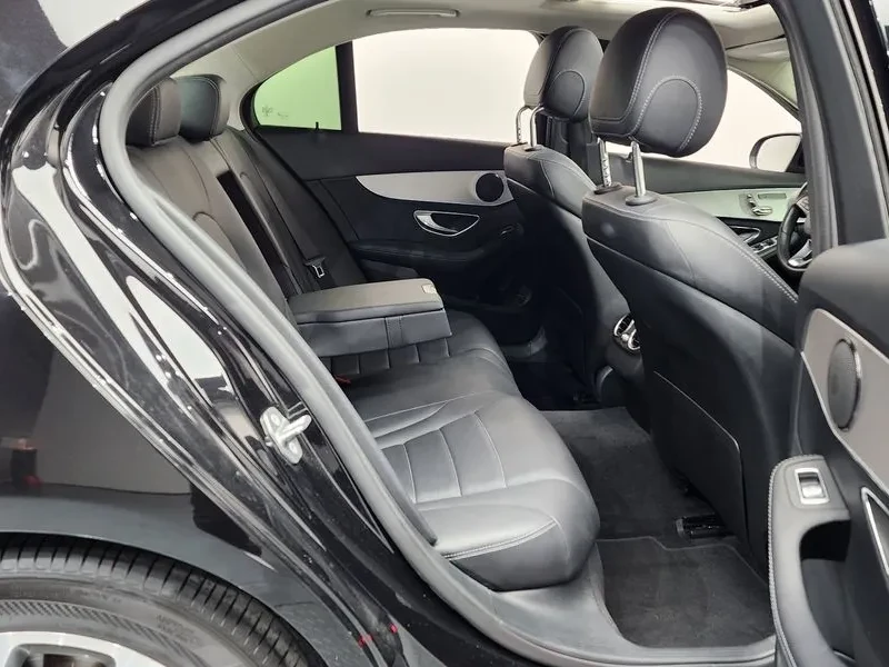 Mercedes-Benz C 200 Avantgarde, снимка 12 - Автомобили и джипове - 55015398