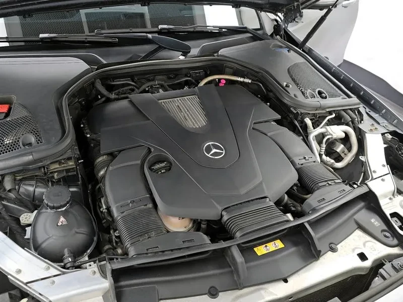 Mercedes-Benz E 450 4Matic Exclusive, снимка 6 - Автомобили и джипове - 55883745