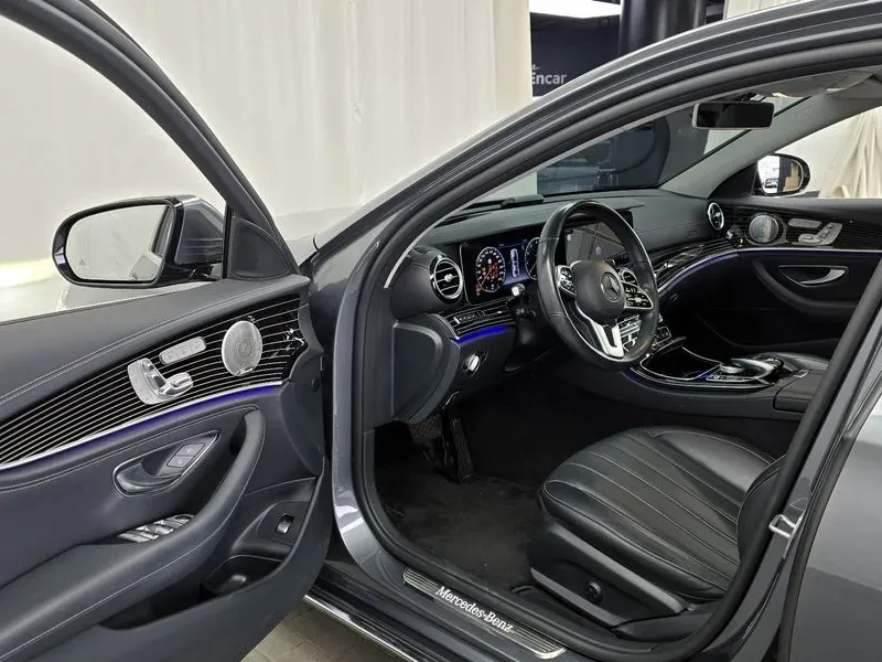 Mercedes-Benz E 450 4Matic Exclusive, снимка 10 - Автомобили и джипове - 55883745