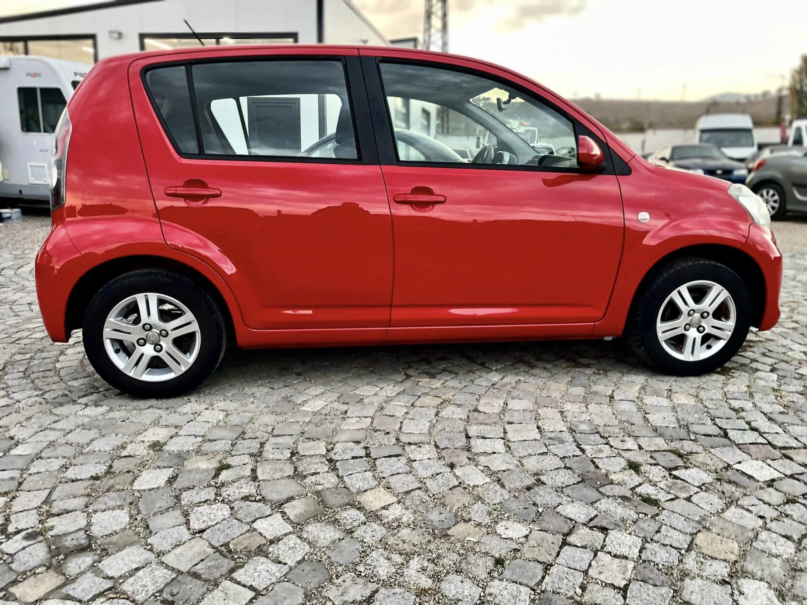 Subaru Justy 1.0  - изображение 6