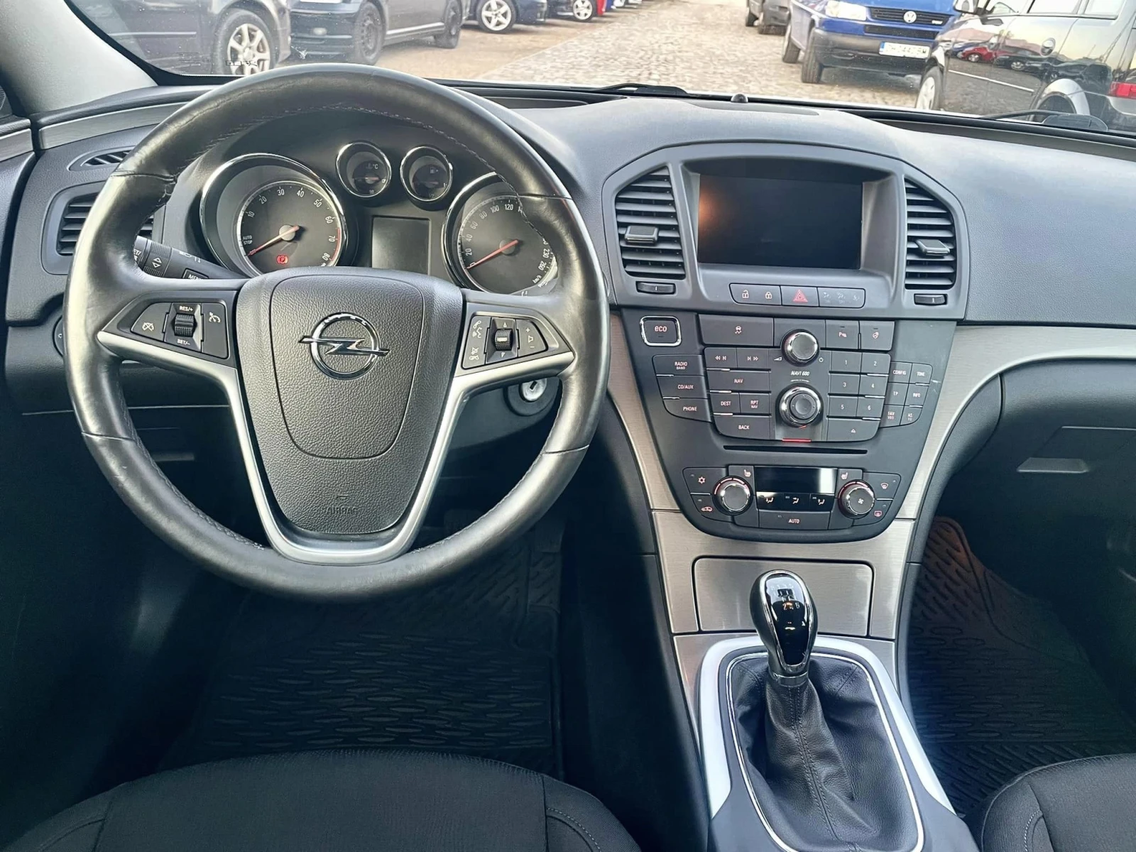 Opel Insignia 1.4 6-скорости - изображение 10