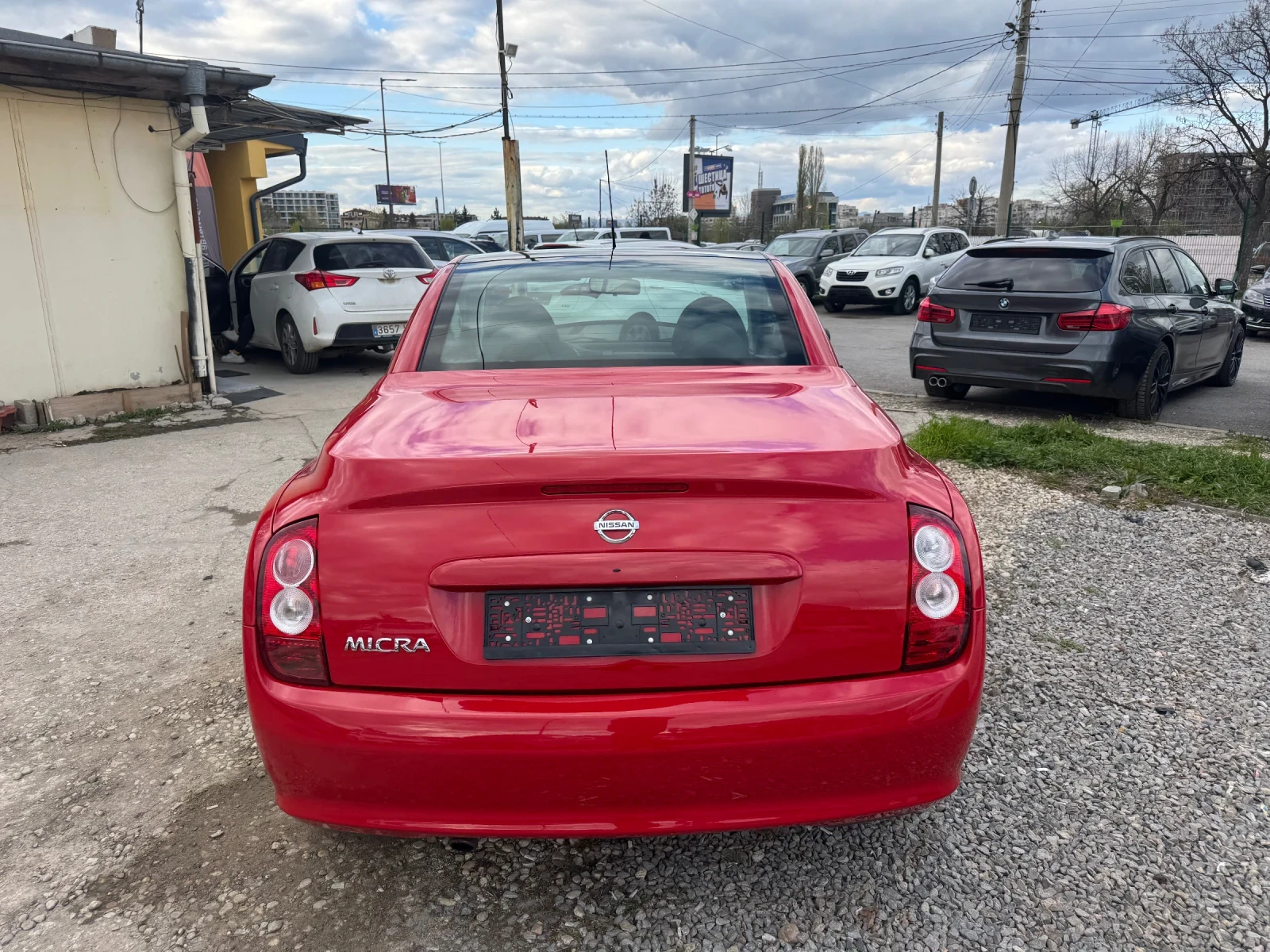 Nissan Micra 1.4 88кс Кабрио - изображение 8