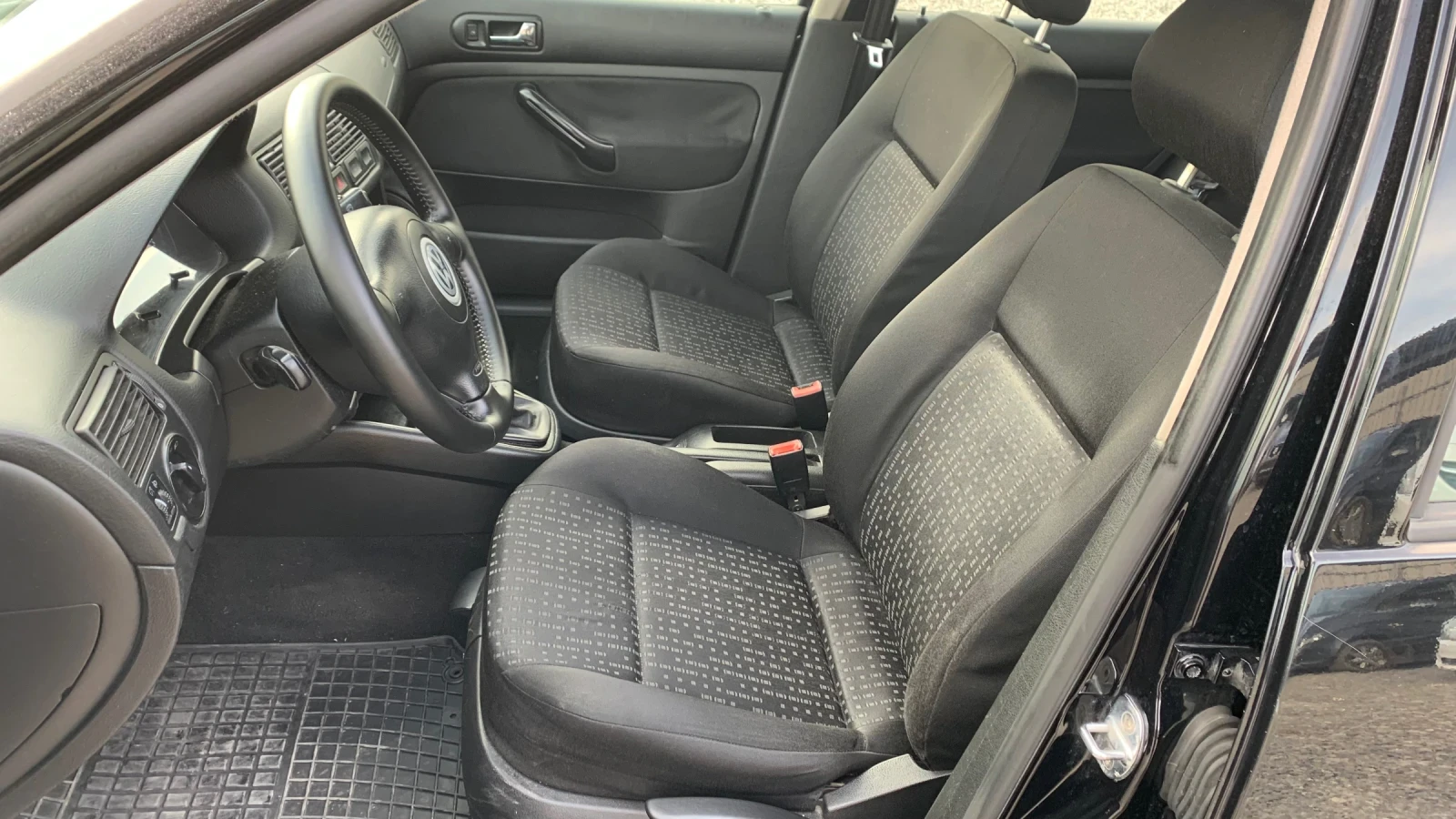 VW Golf 1.9TDI* 101HP* TOP - изображение 8