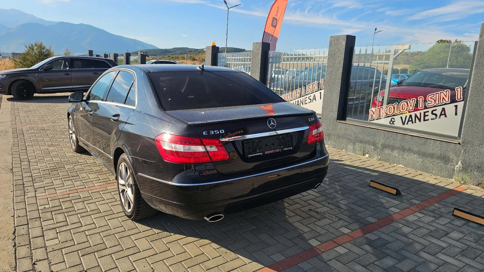 Mercedes-Benz E 350 -TOPP-ЛИЗИНГ, снимка 3 - Автомобили и джипове - 50949857