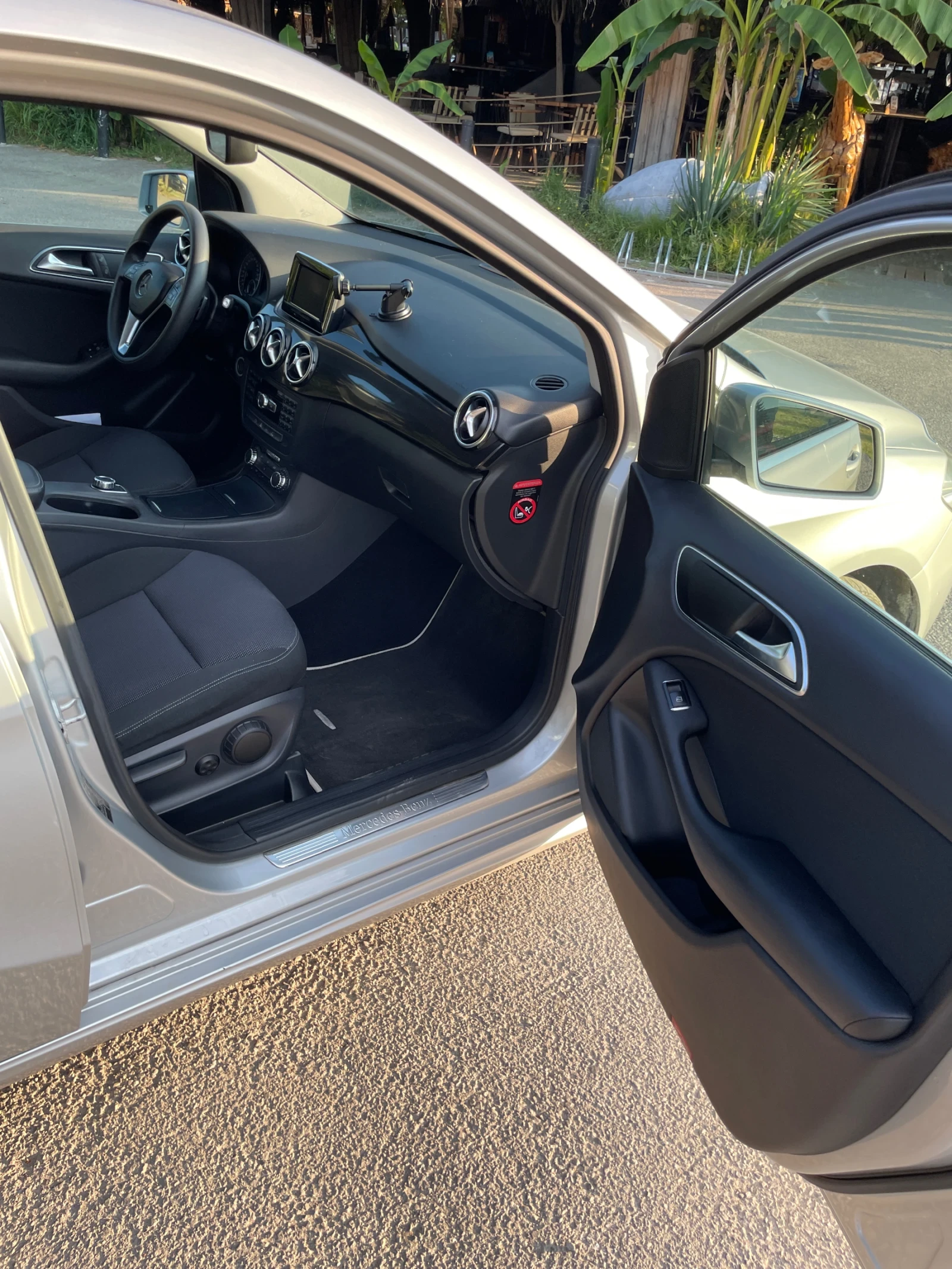 Mercedes-Benz B 200  - изображение 10
