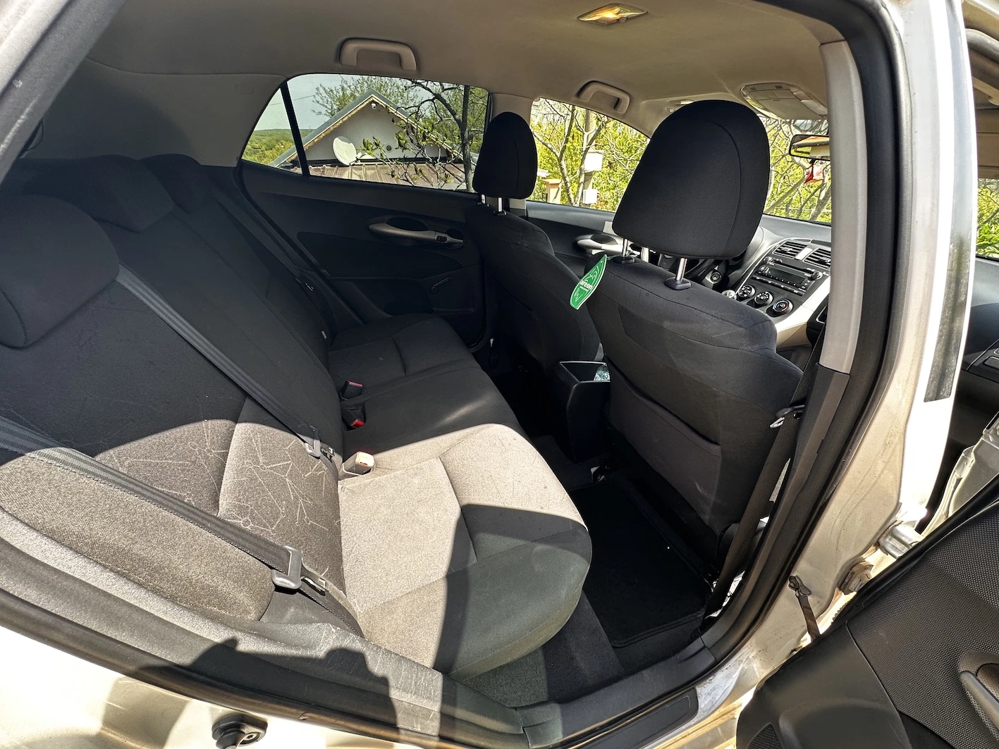 Toyota Auris  - изображение 8