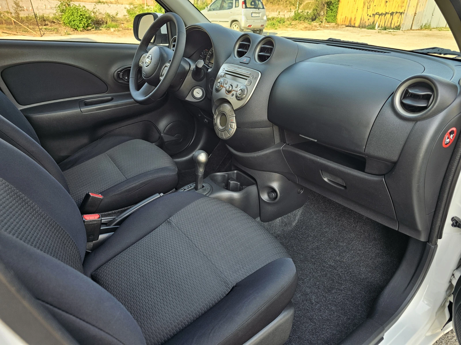 Nissan Micra 1.2i Elle AUTOMAT | Mobile.bg — изображение 11