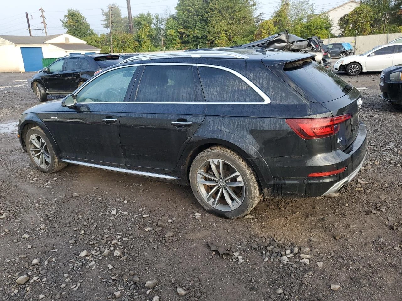 Audi A4 Allroad PRESTIGE / 2.0 TFSI / B&O / LED / - изображение 2