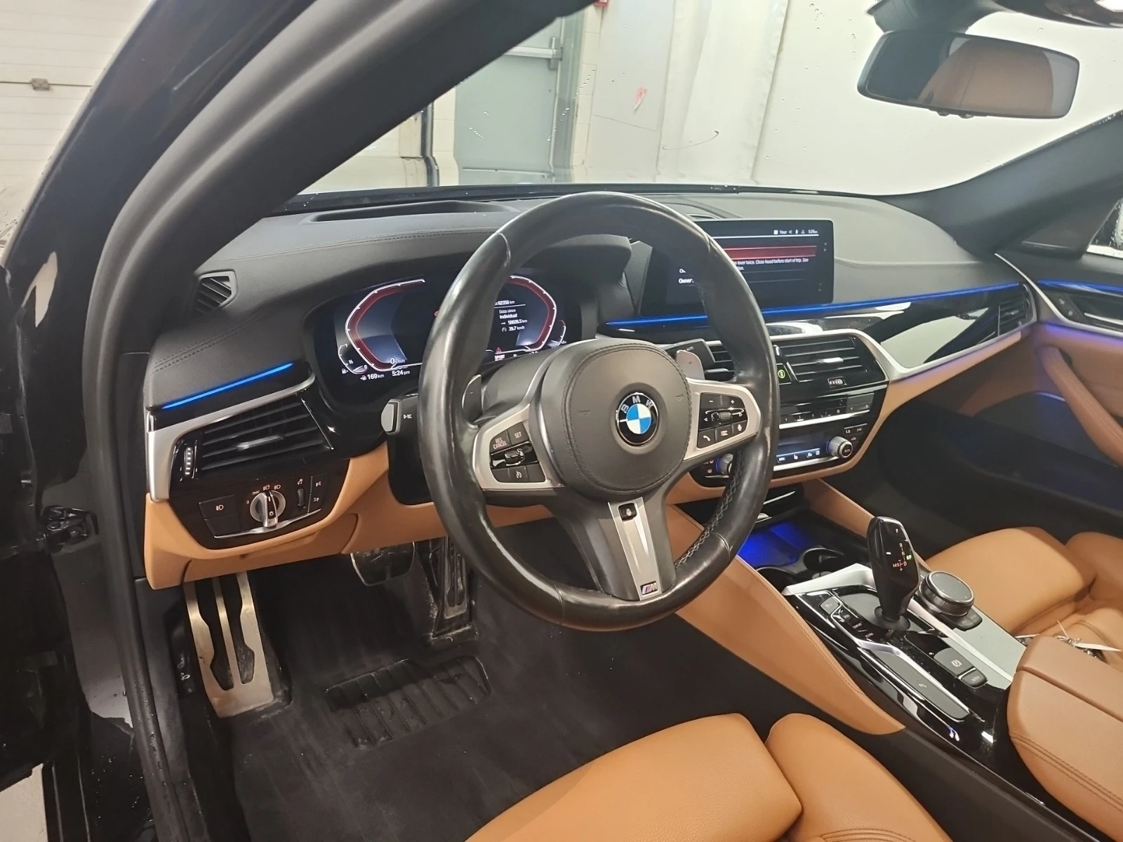 BMW 540 M PACK * * XDRIVE * * CARFAX * * АВТО КРЕДИТ * *  - изображение 8