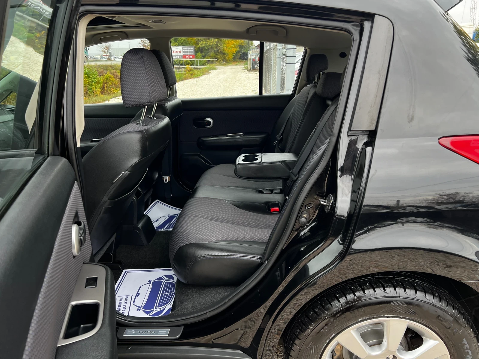 Nissan Tiida 1.8i 168000km 6-SPEED SWISS EDITION | Mobile.bg   13