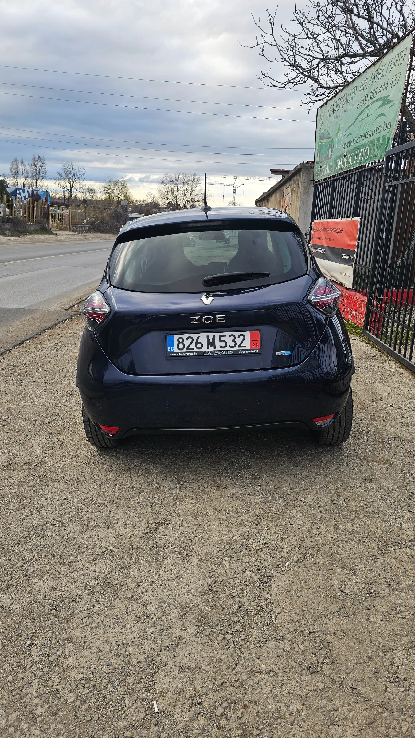 Renault Zoe  RIVIERA 52 kWh   CCS   BOSE    SOH 99.76%, снимка 5 - Автомобили и джипове - 53402052