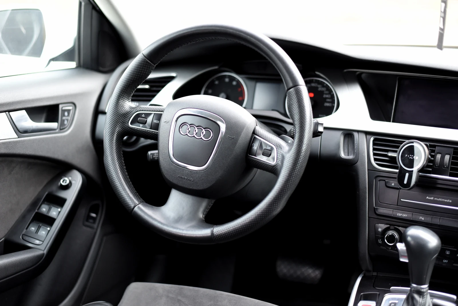 Audi A4, снимка 8 - Автомобили и джипове - 54458104
