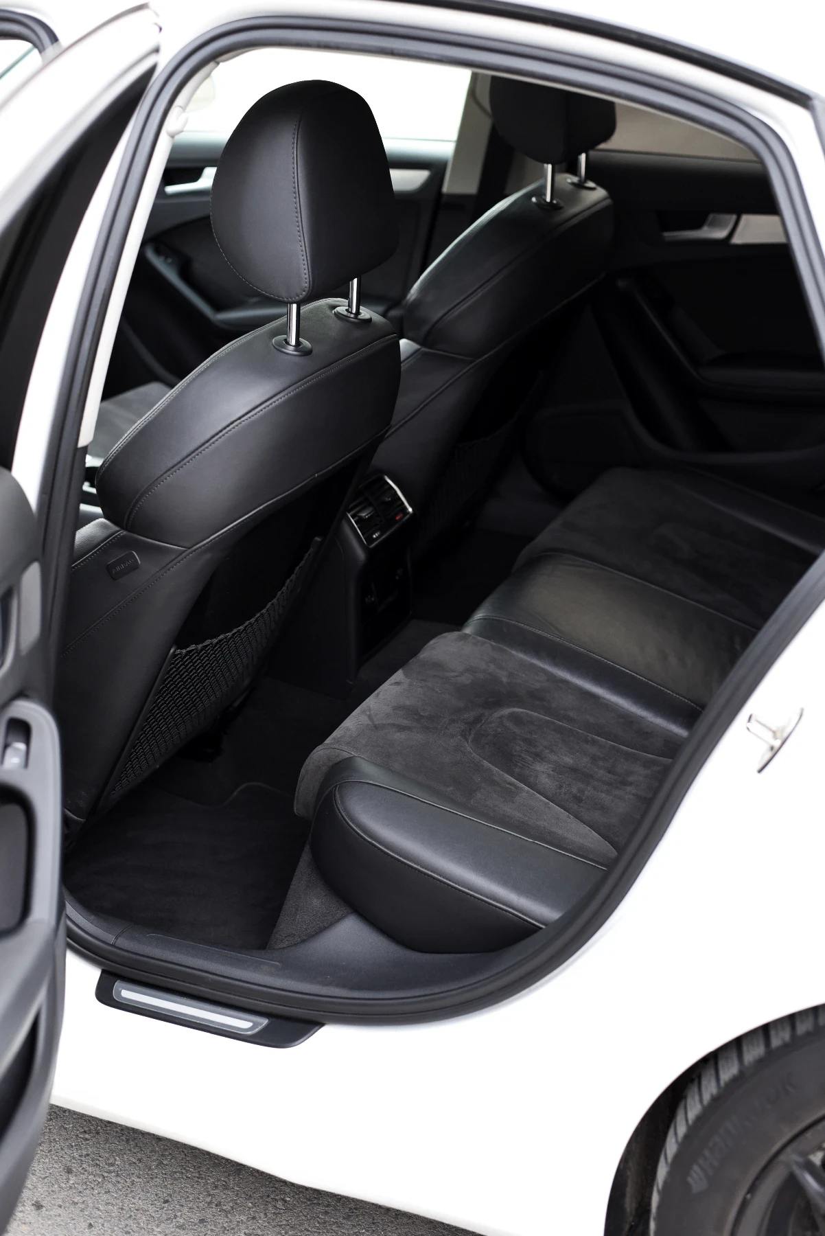 Audi A4, снимка 13 - Автомобили и джипове - 54458104