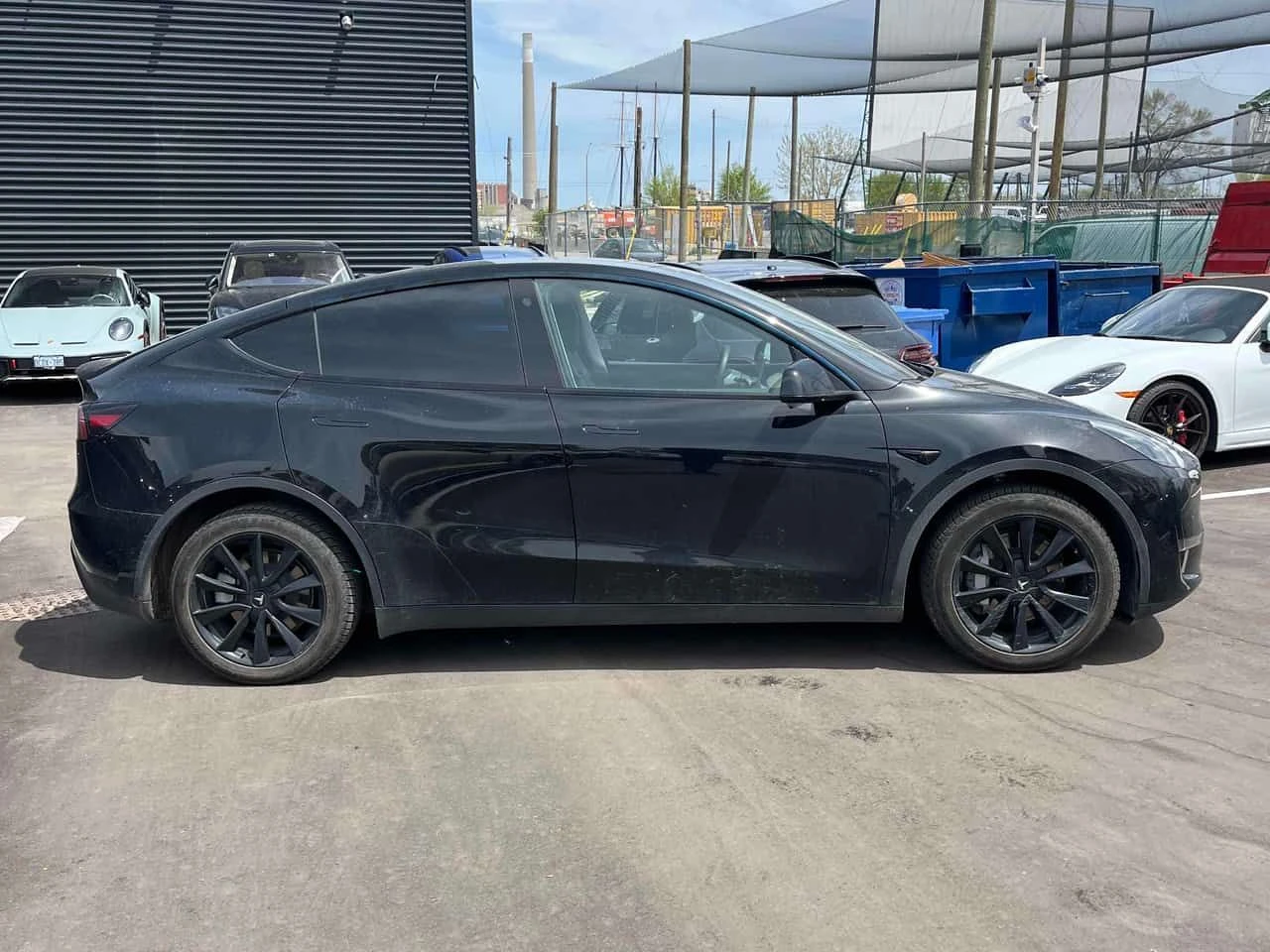 Tesla Model Y Long Range| PANO| KEYLESS| CARFAX| , снимка 3 - Автомобили и джипове - 54628830