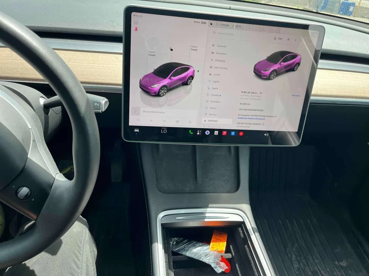Tesla Model Y Long Range| PANO| KEYLESS| CARFAX| , снимка 8 - Автомобили и джипове - 54628830