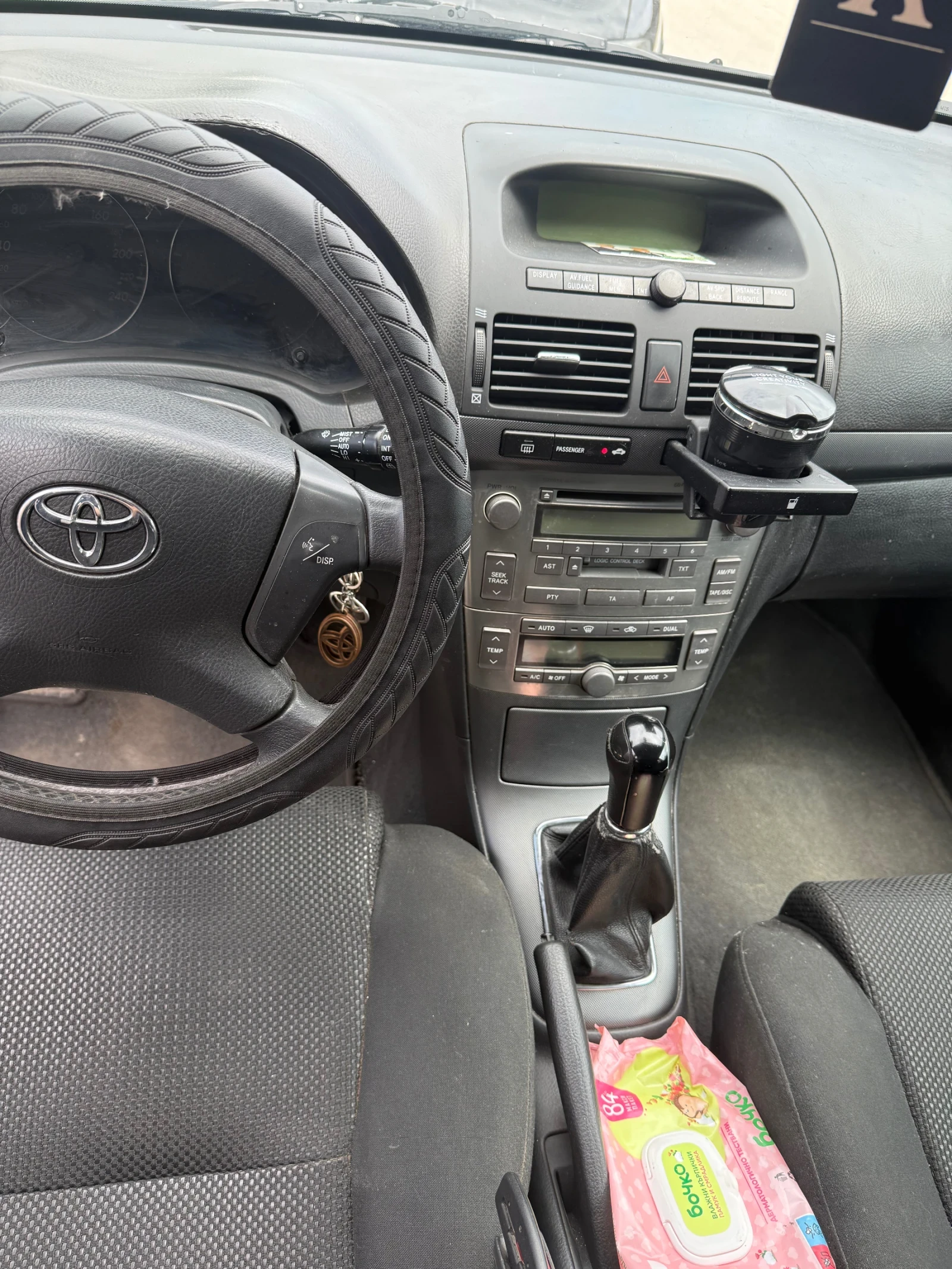 Toyota Avensis, снимка 3 - Автомобили и джипове - 54651404