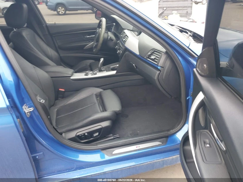 BMW 335 2015 BMW 335I XDRIVE, снимка 11 - Автомобили и джипове - 54843066