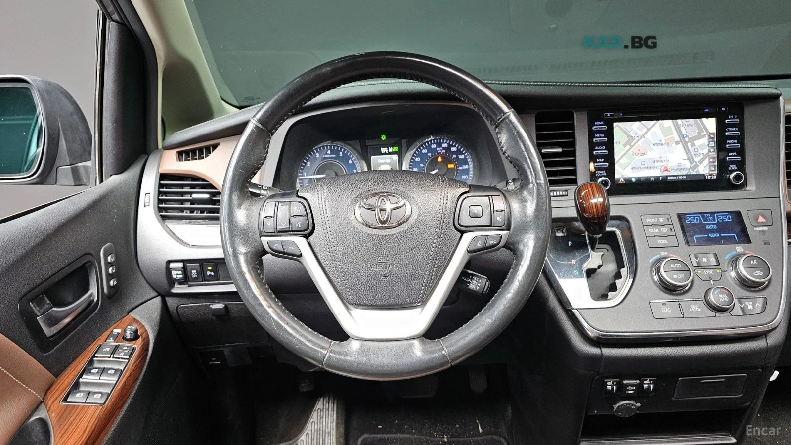 Toyota Sienna 3.5 AWD/KEYLESS/LANE ASSIST/NAVI/KAMEPA, снимка 9 - Автомобили и джипове - 54902626