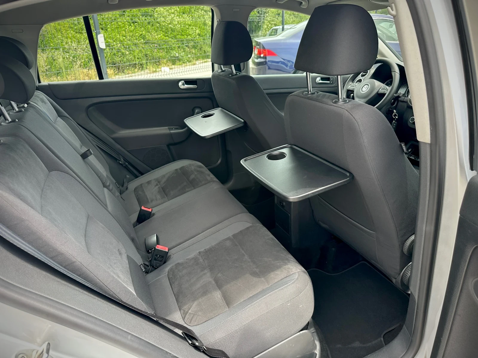 VW Golf Plus Автоматик, снимка 13 - Автомобили и джипове - 54948980